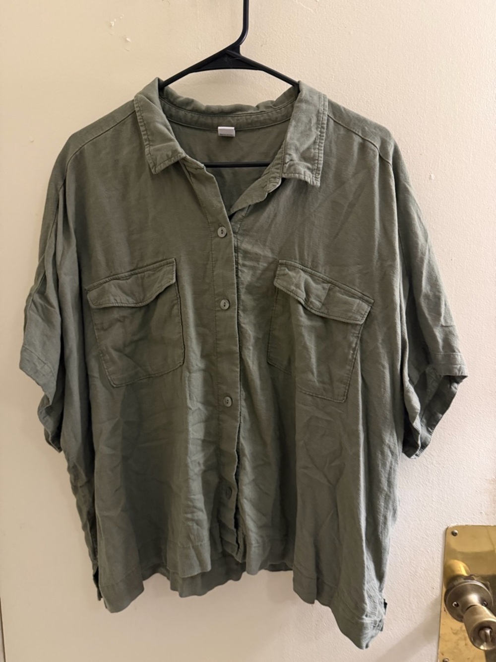 Old Navy Olive Green Casual Button-Down Shirt